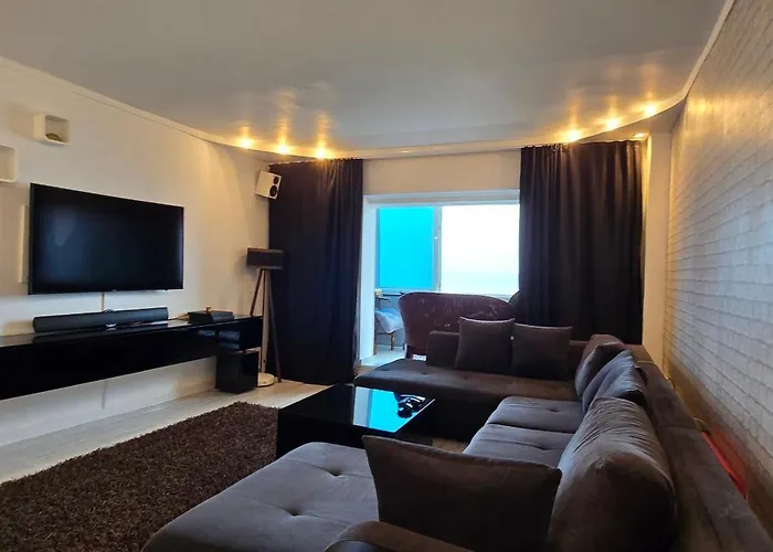 Pe Malul Marii Constanţa