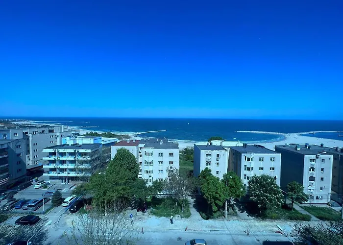 Lägenhet Pe Malul Marii